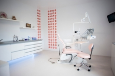 Cabinete stomatologice Clinica Denta Care